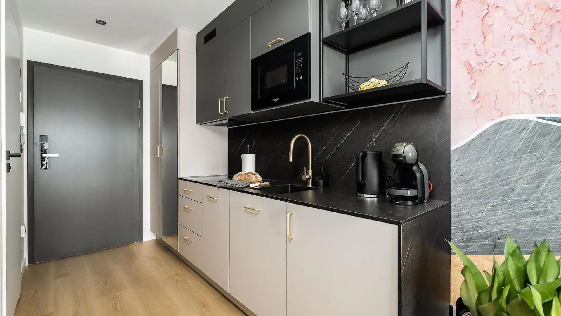 Sunny Apartment - Plac Wolnosci 6 Poznaň